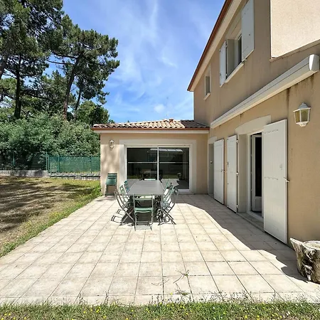Villa La Palmyre - 10/12 Pers - Jardin Clos - Wifi - Fr-1-705-60
