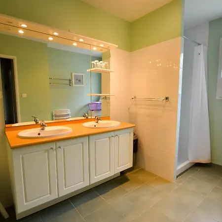 6 A La Palmyre, Proche Et Commerces, Jardin, Terrasse, Bbq, Wifi - 10 Pers. - Fr-1-705-60 ヴィラ